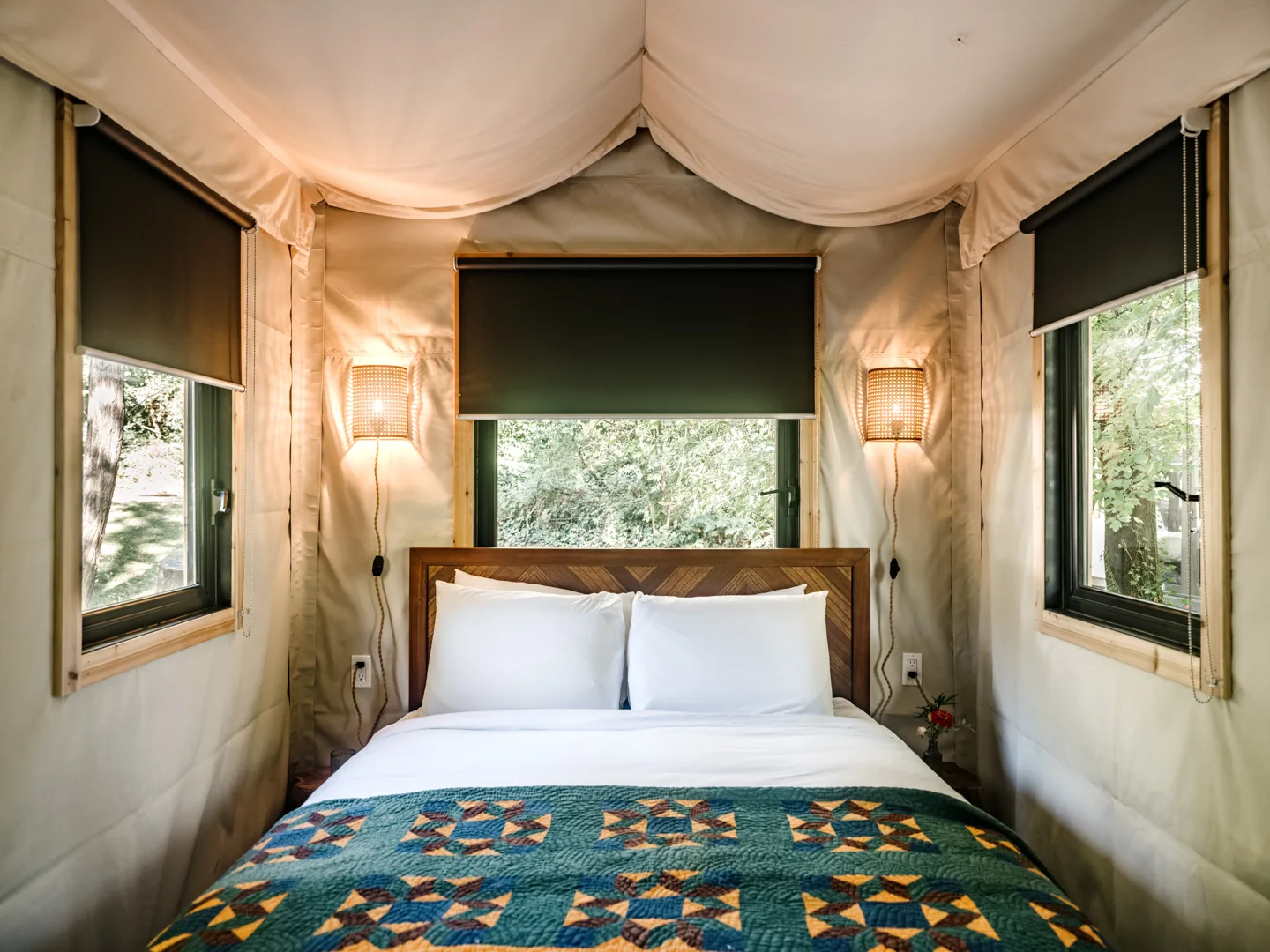 Woj-Dawn-1023-0073 Glamping tent showing bedding